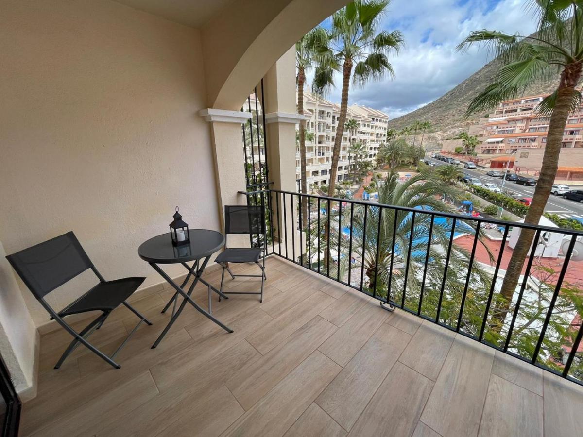 Castle Harbour Los Cristianos Beautiful Studio With Pool View Zewnętrze zdjęcie